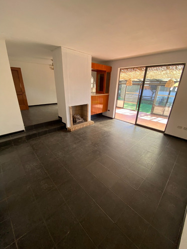 Arriendo Casa NO 5D 4B 2E 3B Montemar - Conc&oacute;n