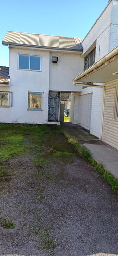 Extraordinario Galp&oacute;n Con Oficinas