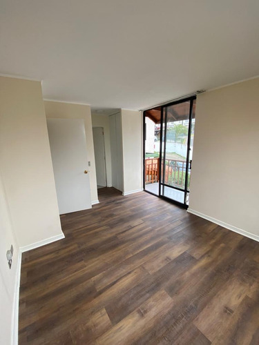 Arriendo Casa NP 5D en suite Walk-in cl&oacute;set 3B 2E 1B Montemar - Conc&oacute;n