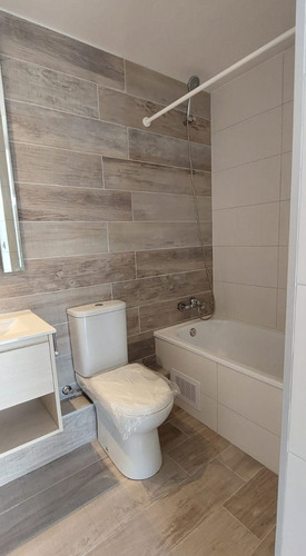 Arriendo Departamento 2D en suite 2B 1E 1B Re&ntilde;aca - Vi&ntilde;a Del Mar