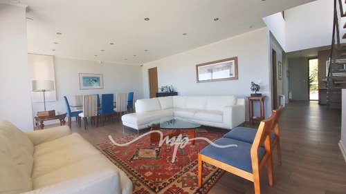 Venta Casa P 5D en suite Walk-in cl&oacute;set 6B 5E Montemar - Conc&oacute;n