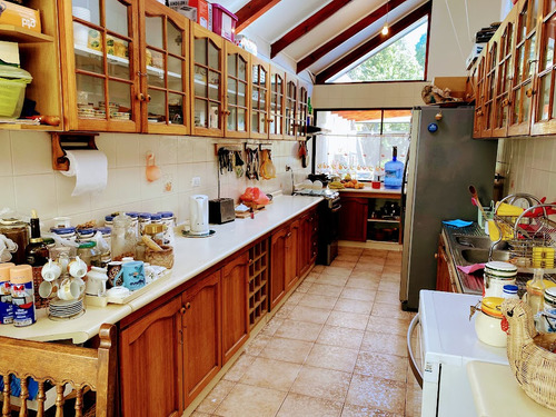 Venta Casa NOSP 5D en suite 3B 2E 2B Montemar - Conc&oacute;n