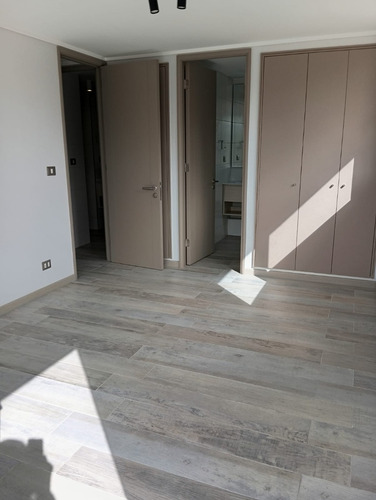 Arriendo Departamento 2D en suite 2B 1E 1B Re&ntilde;aca - Vi&ntilde;a Del Mar