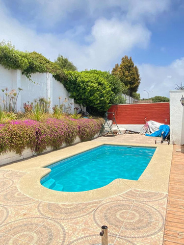 Venta Casa 4D 3B 3E Montemar - Conc&oacute;n