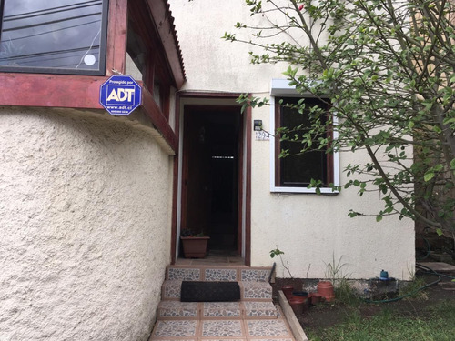 Arriendo Casa NP 4D 2B 2E 1B Re&ntilde;aca - Vi&ntilde;a Del Mar