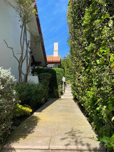 Venta Casa 6D 4B 2E 2B Re&ntilde;aca - Vi&ntilde;a Del Mar