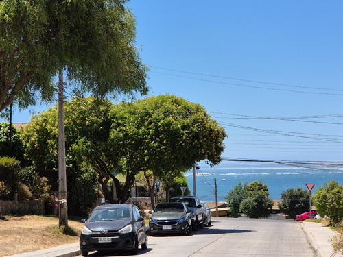 Venta Casa NP 3D 2B 3E 1B Playa Amarilla - Conc&oacute;n