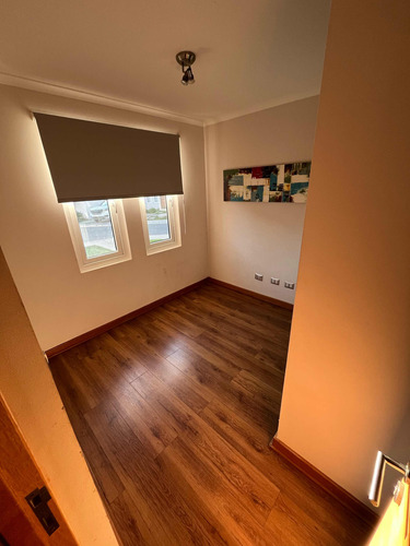 Venta Casa 7D 4B 2E Montemar - Conc&oacute;n