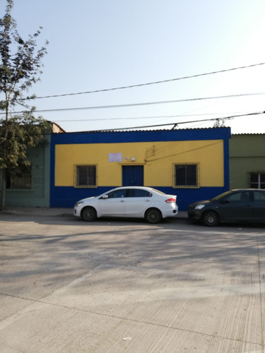 Bodega O Local Industrial Con Trifasica Sector Vivaceta