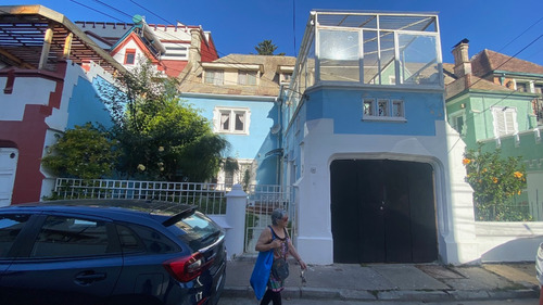 Venta Casa NP 5D en suite Walk-in cl&oacute;set 4B 1E 1B Quinta Vergara - Vi&ntilde;a Del Mar