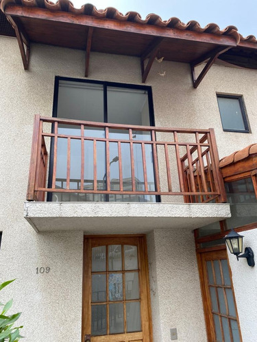 Arriendo Casa NP 5D en suite Walk-in cl&oacute;set 3B 2E 1B Montemar - Conc&oacute;n