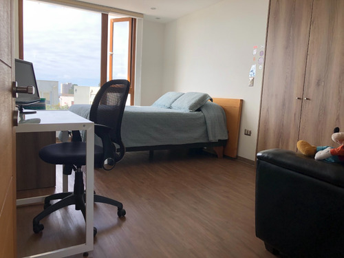 Venta Casa NO 4D en suite Walk-in cl&oacute;set 4B 3E 1B Montemar - Conc&oacute;n