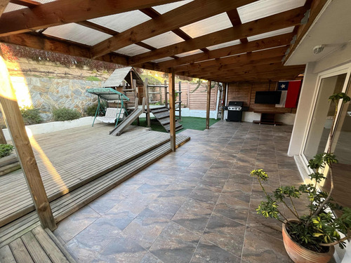 Venta Casa 7D 4B 2E Montemar - Conc&oacute;n