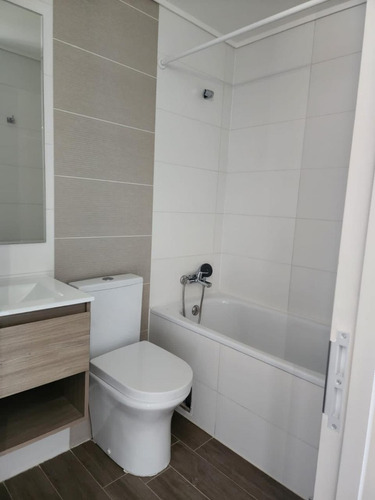 Arriendo Departamento O 2D en suite Walk-in cl&oacute;set 2B 1E Re&ntilde;aca - Vi&ntilde;a Del Mar