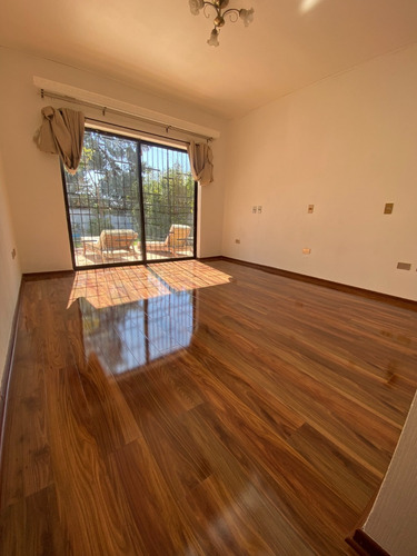 Arriendo Casa NO 5D 4B 2E 3B Montemar - Conc&oacute;n