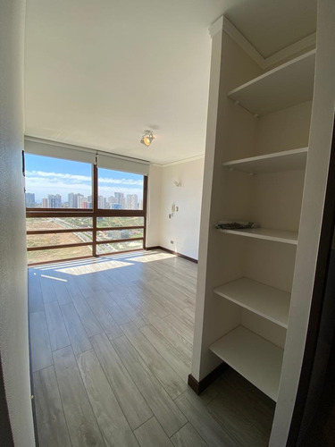 Arriendo Departamento NP 3D en suite Walk-in cl&oacute;set 2B 1E 1B Re&ntilde;aca - Vi&ntilde;a Del Mar