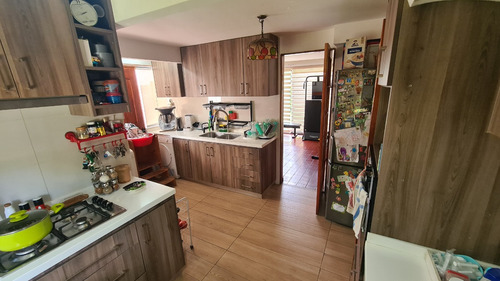 Venta Casa 3D en suite Walk-in cl&oacute;set 3B 2E 1B Re&ntilde;aca - Vi&ntilde;a Del Mar