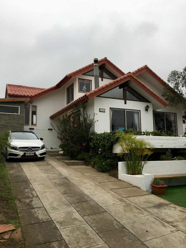 Venta Casa 4D 3B 3E Montemar - Conc&oacute;n