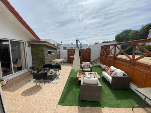 Venta Casa 4D 3B 3E Montemar - Conc&oacute;n