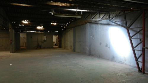 Ropiedad Industrial Ubicada En Avda M&eacute;xico Recoleta 