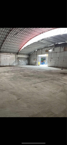 Galp&oacute;n Industrial En Conchali , Planta Libre 15 M X 25 M ,
