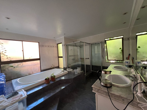 Venta Casa NP 7D en suite Walk-in cl&oacute;set 5B 4E 2B Re&ntilde;aca - Vi&ntilde;a Del Mar