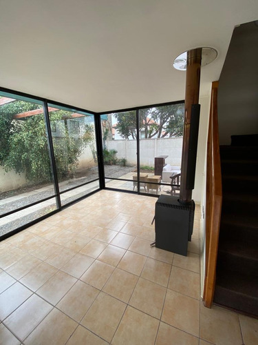 Arriendo Casa NP 5D en suite Walk-in cl&oacute;set 3B 2E 1B Montemar - Conc&oacute;n