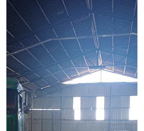 Extraordinario Galp&oacute;n Con Oficinas