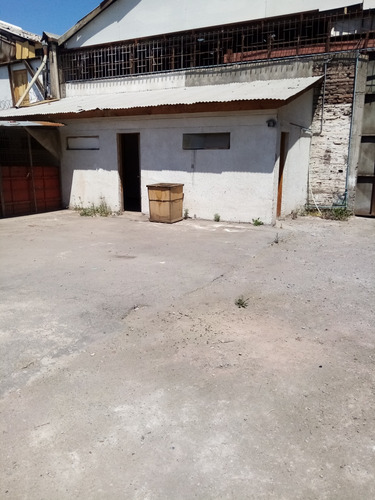 Corredora Arrienda Galp&oacute;n Industrial 