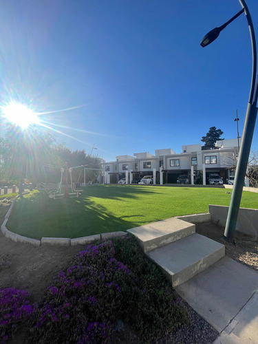 Arriendo Casa 5D 3B 2E 1B Montemar - Conc&oacute;n