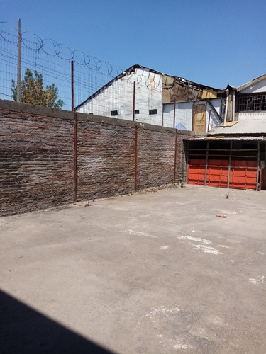 Corredora Arrienda Galp&oacute;n Industrial 