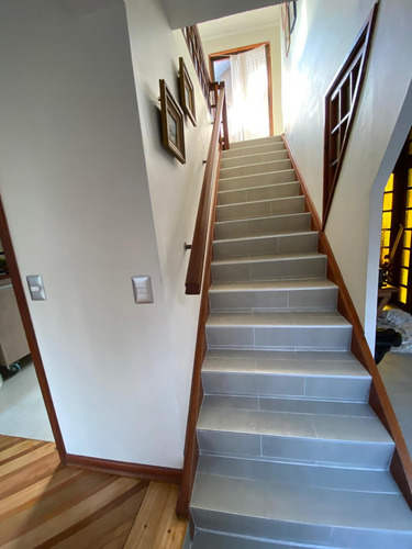 Venta Casa 5D 4B 3E Montemar - Conc&oacute;n