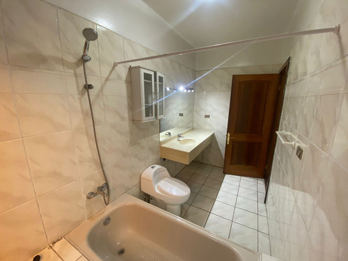 Arriendo Casa NO 5D en suite Walk-in cl&oacute;set 4B 2E 1B Montemar - Conc&oacute;n