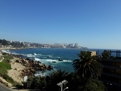 Arriendo Casa NP 4D 3B 1E Playa Amarilla - Conc&oacute;n