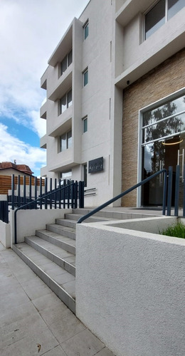 Arriendo Departamento 2D en suite 2B 1E 1B Re&ntilde;aca - Vi&ntilde;a Del Mar