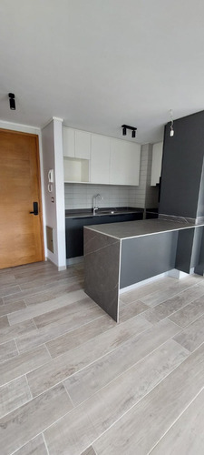 Arriendo Departamento 2D en suite 2B 1E 1B Re&ntilde;aca - Vi&ntilde;a Del Mar