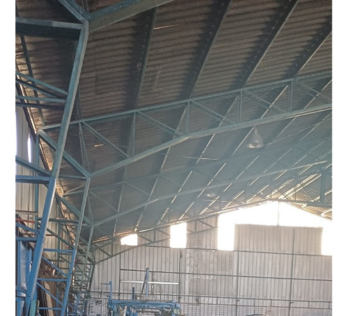 Extraordinario Galp&oacute;n Con Oficinas