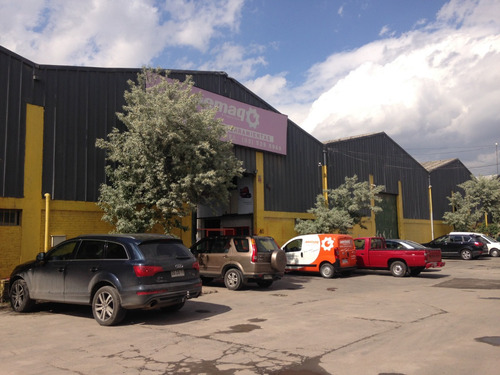 Bodega Industrial Av. Aeropuerto/ Lo Espejo. 