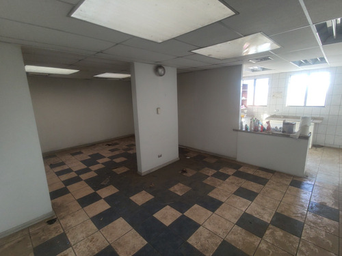 Propiedad Industrial: Edificio De Oficinas Y Galp&oacute;n