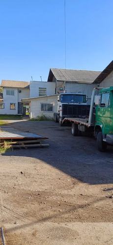 Extraordinario Galp&oacute;n Con Oficinas