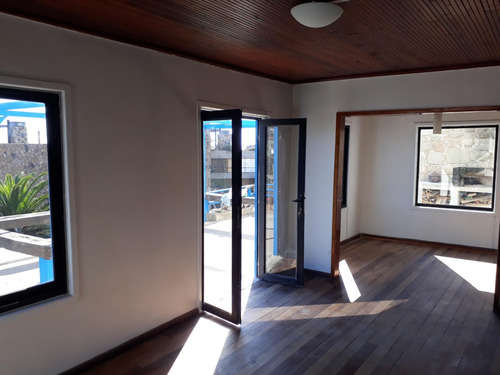 Arriendo Casa NP 4D 3B 1E Playa Amarilla - Conc&oacute;n