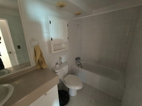 Arriendo Departamento P 3D en suite 2B 2E 1B Re&ntilde;aca - Vi&ntilde;a Del Mar