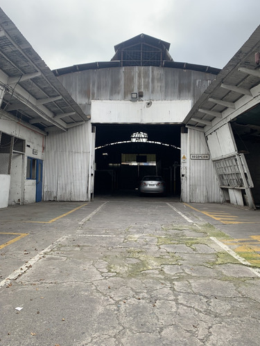 Arriendo Propiedad De Uso Comercial En Av. Mapocho, Santiago