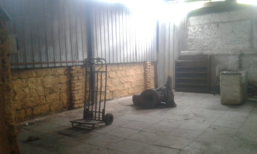 Galp&oacute;n Bodega Taller 