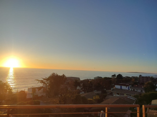 Venta Departamento NP 3D 2B 1E 1B Playa Amarilla - Conc&oacute;n