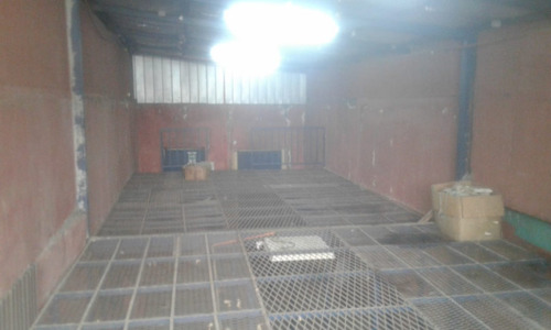 Galp&oacute;n Bodega Taller 