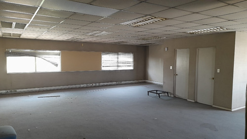 Bodega Industrial Metro Einstein