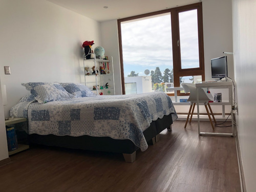 Venta Casa NO 4D en suite Walk-in cl&oacute;set 4B 3E 1B Montemar - Conc&oacute;n