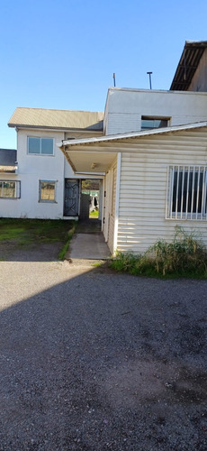 Extraordinario Galp&oacute;n Con Oficinas