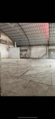Galp&oacute;n Industrial En Conchali , Planta Libre 15 M X 25 M ,